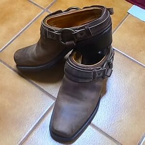 Frye boots western style booties